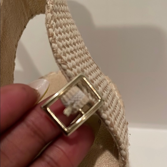 Anne Klein Cream Espadrilles with Crystal Embellishments (Sizes 6.5) - Picture 4 of 8